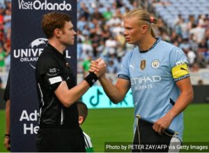 Read more about the article Manchester City’s Erling Haaland issues honest answer on Arsenal’s Premier League title chances