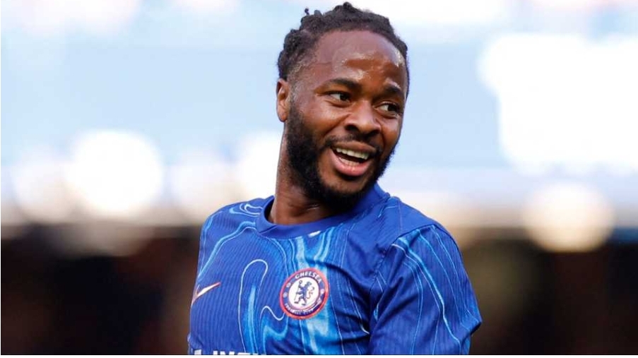 Read more about the article Raheem Sterling Prefers Arsenal Move Over Manchester United, Sources Reveal