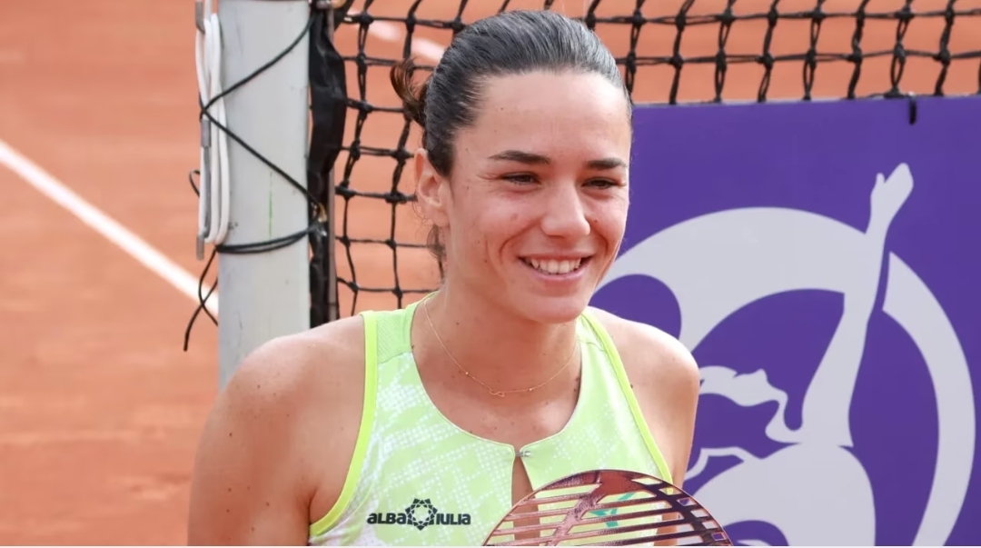 You are currently viewing Milionarul român de 38 de ani a făcut un gest fabulos pentru noua Simona Halep! Afaceristul care „îl bate și pe Gigi Becali” i-a donat o sumă importantă tinerei care a cucerit recent și premiul pus la bătaie de Ion Țiriac